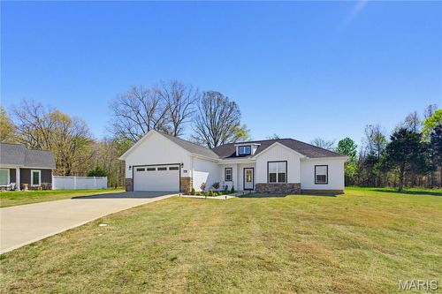 194 Duranda Dr, Poplar Bluff, MO, 63901-9126 | Card Image