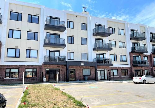 216-58 Sky Harbour Dr, Brampton, ON, L6Y6J1 | Card Image