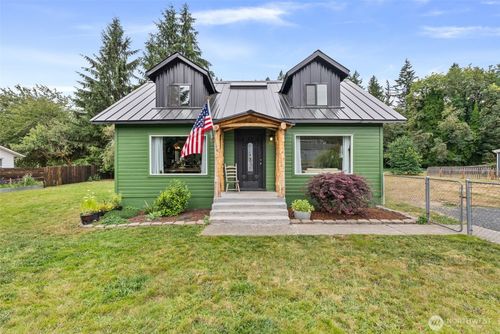 1215 Nw Kerron St, Winlock, WA, 98596-9447 | Card Image