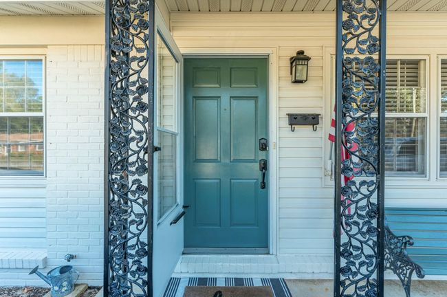 Front | Image 4