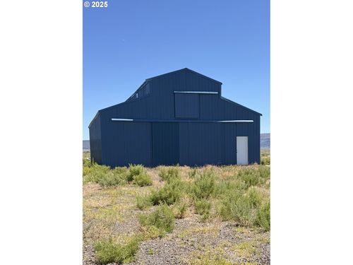 49927 Shuffield Rd, Summer Lake, OR, 97640-6042 | Card Image