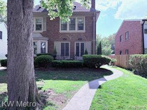 373 Neff Rd, Grosse Pointe, MI, 48230-1644 | Card Image