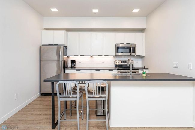 Kitchen | Image 6