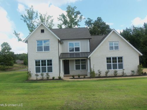 9884 Cypress Willow Cv, Olive Branch, MS, 38654-1183 | Card Image