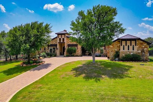 143 Westgate Loop, Horseshoe Bay, TX, 78657-2118 | Card Image