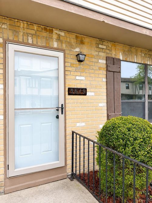 3819 Queen Anne Pl, Grove City, OH, 43123-2997 | Card Image
