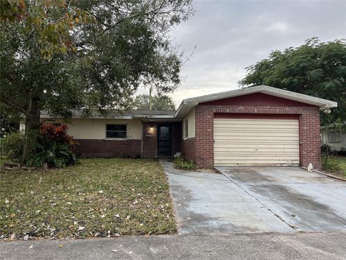 2431 Lakeview Dr, Melbourne, FL, 32935-2761 | Card Image