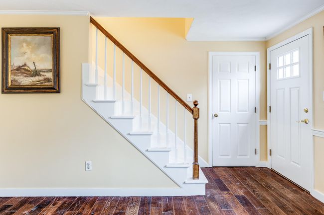 Stairs to second floor | Image 19
