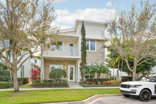 1022 Faulkner Ter, Palm Beach Gardens, FL, 33418-6060 | Card Image