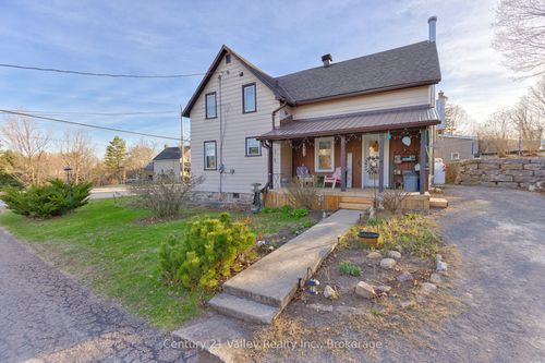 82 Bonnechere St W, Eganville, ON, K0J1T0 | Card Image