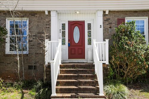 200 Yorkshire Drive, spartanburg, SC, 29301-1316 | Card Image