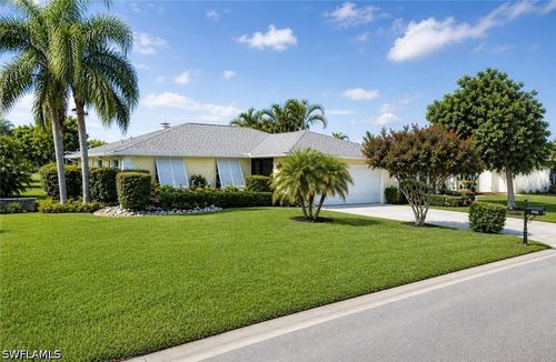 4552 Eagle Key Cir, NAPLES, FL, 34112-5205 | Card Image