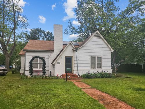 401 S 9th Ave, Teague, TX, 75860-2203 | Card Image