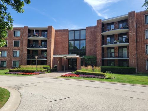 312b-1505 E Central Rd, Arlington Heights, IL, 60005-3330 | Card Image