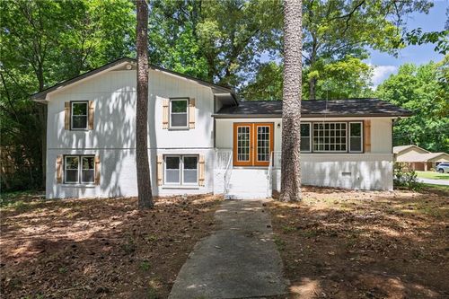 5520 Saint Lo Ln, Atlanta, GA, 30349-3448 | Card Image