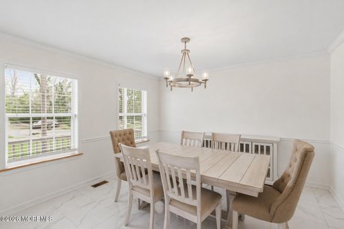 829 Knight St, Toms River, NJ, 08753-5637 | Card Image