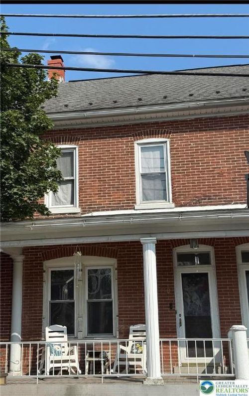 1110 Station Rd, Palm, PA, 18070-1005 | Card Image