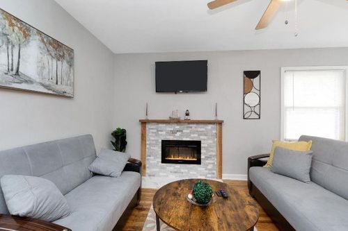 965 Smith St, Clarkston, GA, 30021-6804 | Card Image