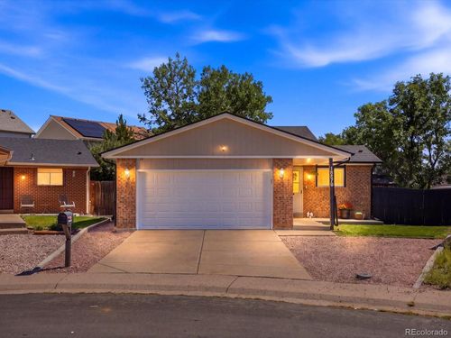 18870 E 16th Pl, Aurora, CO, 80011-5226 | Card Image