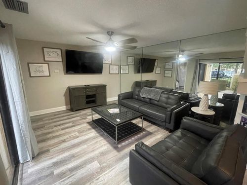 apt-4-363 Prestwick Cir, Palm Beach Gardens, FL, 33418-8438 | Card Image