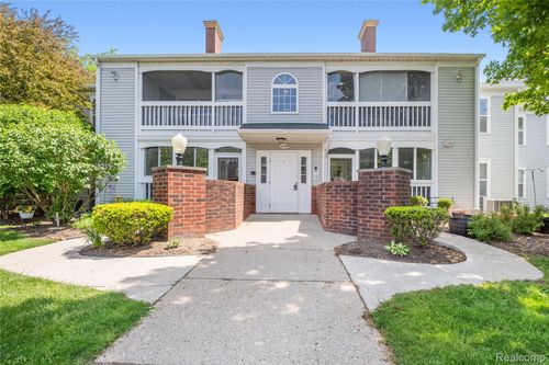 203-1139 Curzon Ct, Howell, MI, 48843-4187 | Card Image