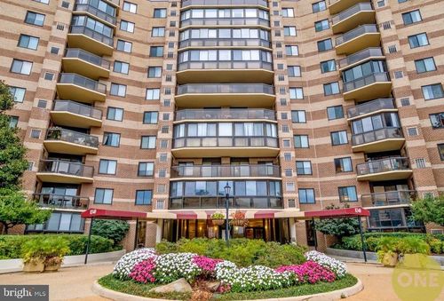 109-8340 Greensboro Drive, MCLEAN, VA, 22102 | Card Image