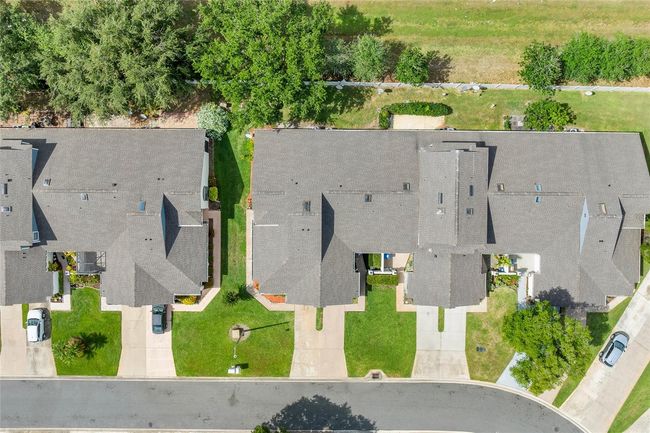 98 Lakepointe Cir, Townhouse with 3 bedrooms, 2 bathrooms and null parking in KISSIMMEE FL | Image 29