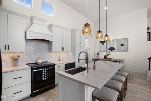 2064-15221 N Clubgate Dr, Scottsdale, AZ, 85254-2637 | Card Image