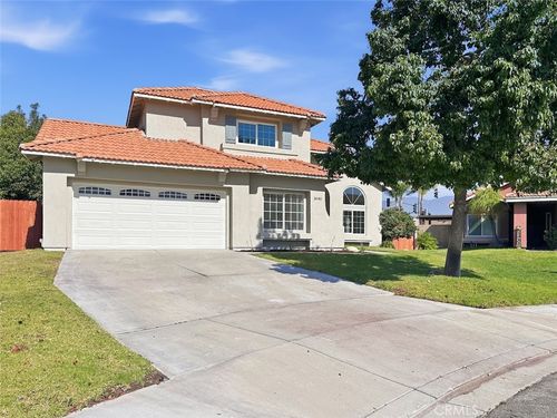 3680 Morning Glory Dr, Rialto, CA, 92377-4830 | Card Image
