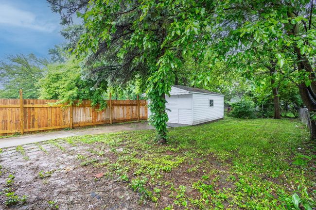 9231 Burt Rd, House other with 3 bedrooms, 1 bathrooms and null parking in Detroit MI | Image 14
