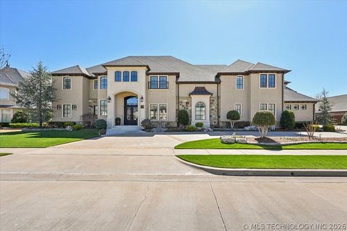 5909 W Twin Oaks St, Broken Arrow, OK, 74011-1488 | Card Image