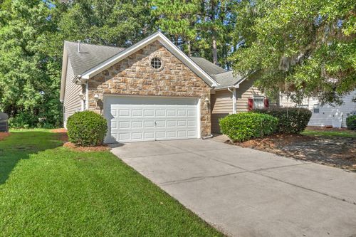 4953 Franconia Dr, Summerville, SC, 29485-8696 | Card Image