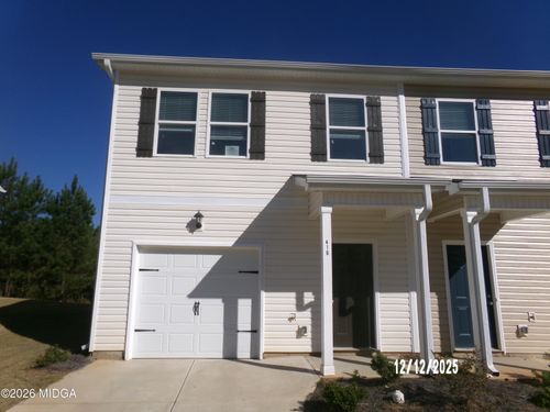 84-410 Oakwood Dr Nw, Milledgeville, GA, 31061-6692 | Card Image