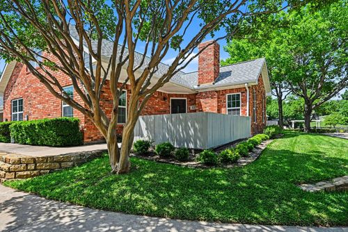 6113 Haley Ln, Fort Worth, TX, 76132-3876 | Card Image