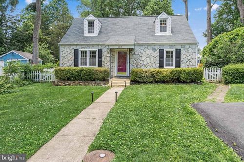 7312 Poplar Ct, Falls Church, VA, 22042-1420 | Card Image