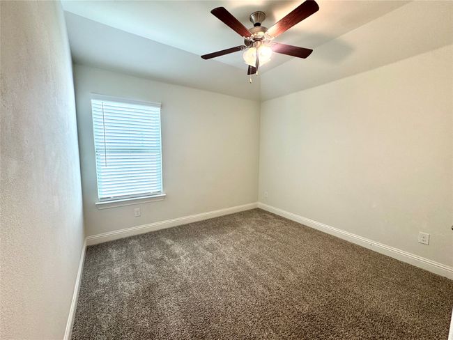 7216 Wildflower Way, House other with 4 bedrooms, 3 bathrooms and null parking in Aubrey TX | Image 18
