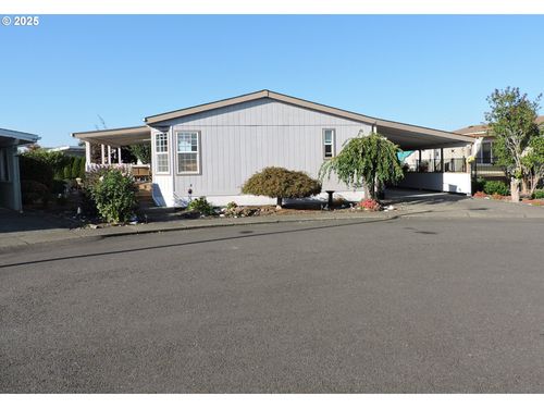 4403 Wagon Wheel Cir, Forest Grove, OR, 97116-3328 | Card Image