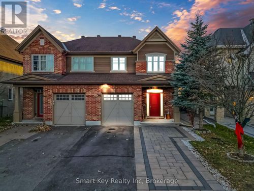 611 Willowmere Way, Ottawa, ON, K1T0K2 | Card Image
