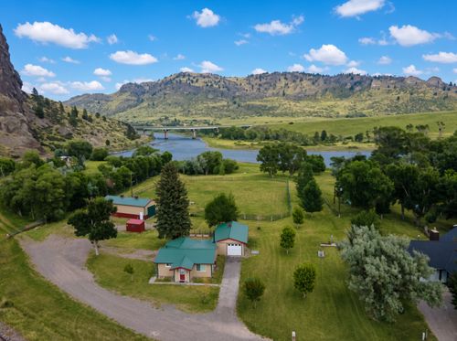 81 Seibold Ln, Cascade, MT, 59421-8323 | Card Image