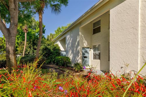 4229 La Palma Ct, TAMPA, FL, 33611-2343 | Card Image