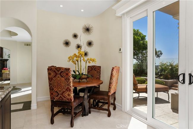 49 Poppy Hills Rd, House other with 6 bedrooms, 7 bathrooms and 3 parking in Laguna Niguel CA | Image 17