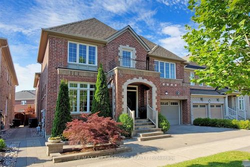 55 Gillings St, Markham, ON, L6C0G3 | Card Image