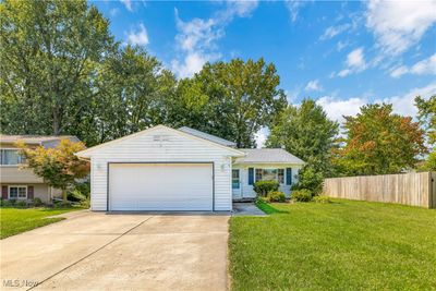 429 Hickory Lane, House other with 4 bedrooms, 1 bathrooms and null parking in Painesville OH | Image 2