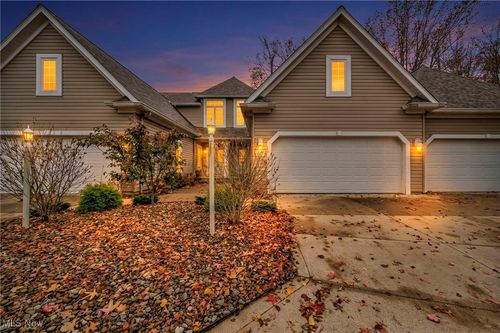 30257 Center Ridge Rd, Westlake, OH, 44145-5130 | Card Image