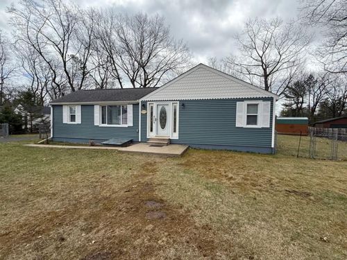 5772 Oak St, Oscoda, MI, 48750-8901 | Card Image