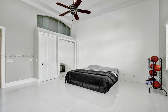10457 Laurel Rd, House other with 6 bedrooms, 6 bathrooms and null parking in Davie FL | Image 64