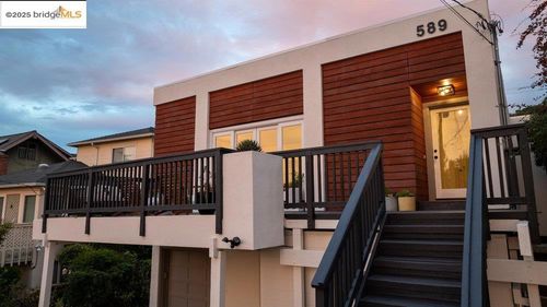 589 San Luis Rd, Berkeley, CA, 94707-1723 | Card Image