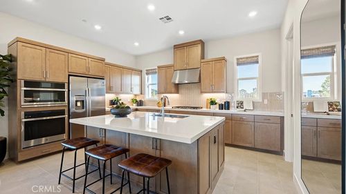 840 Sonia, Irvine, CA, 92618 | Card Image