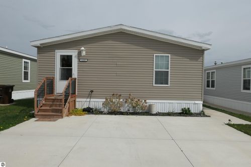 1259 Concord Dr, Mt. Pleasant, MI, 48858-4563 | Card Image