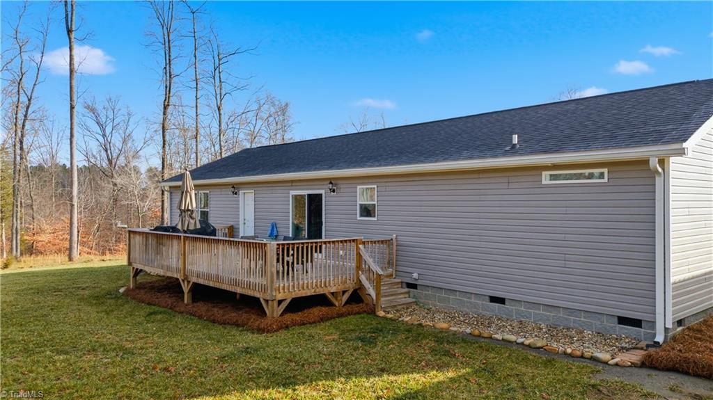 Residential in Yadkinville 4